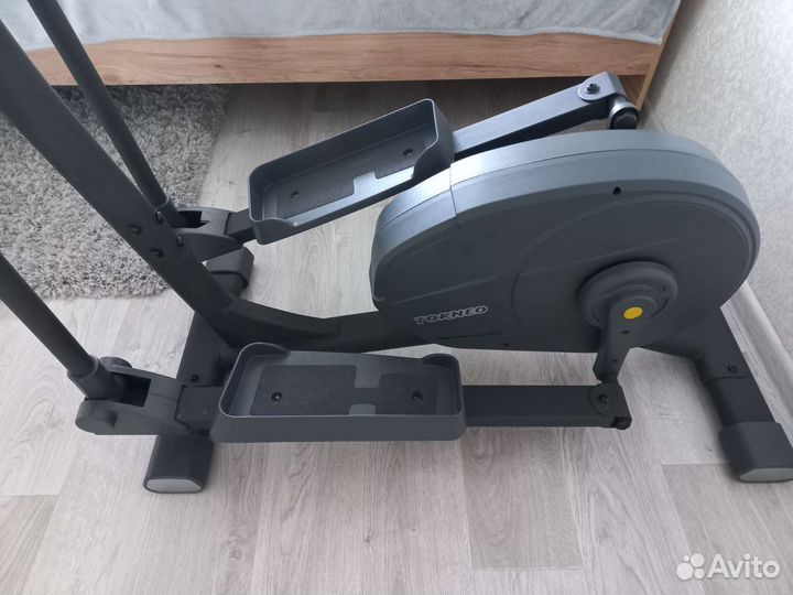 Эллиптический тренажер torneo