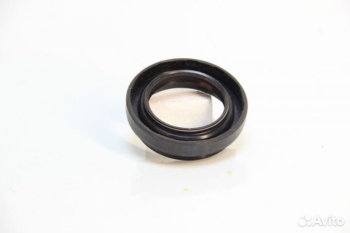 Сальник переднего редуктора