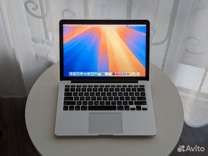 Топовый MacBook Pro i5 идеален для работы