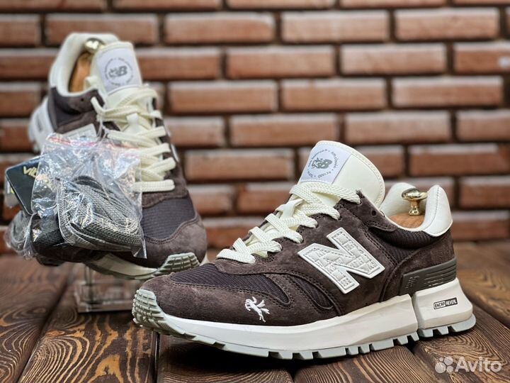 New Balance кроссовки 1300