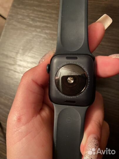 Часы Apple Watch SE 40mm