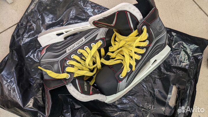 Коньки bauer vapor x200