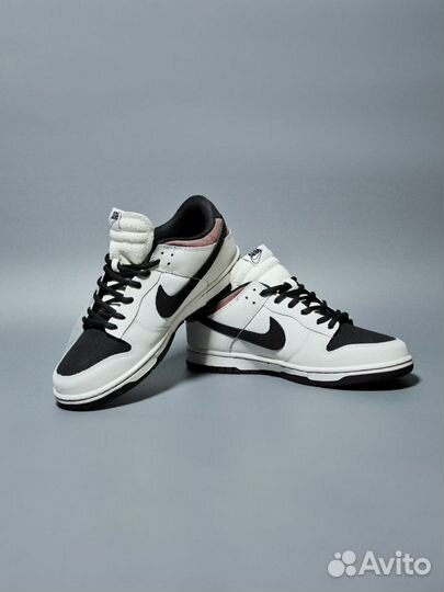 Кроссовки Nike SB Dunk Low Toyota AE86