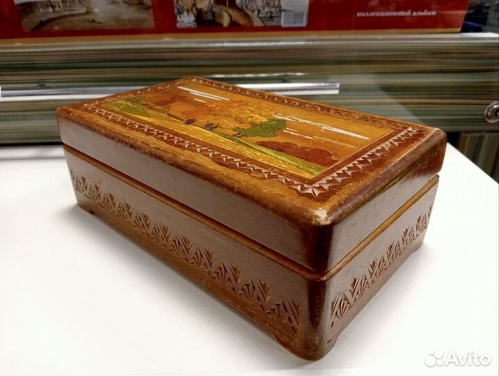 Шкатулка деревянная, резная, ручная работа