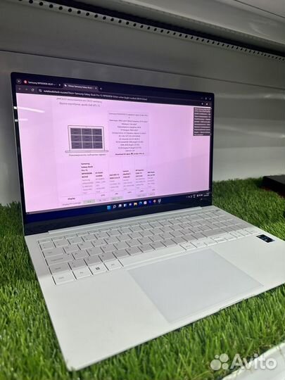 Ноутбук Samsung Galaxy Book Pro 15.6