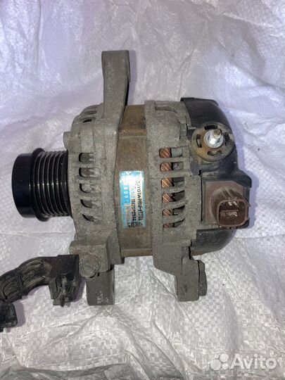 Генератор на Toyota rav4