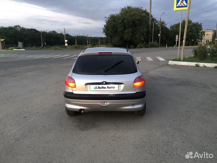 Пежо 206 1999г