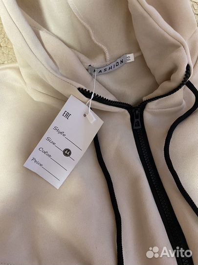 Комбинезон женский