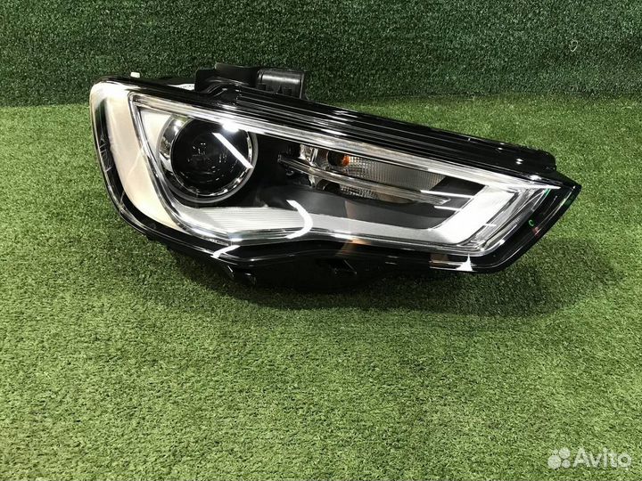 Фара правая Audi A3/RS3/S3