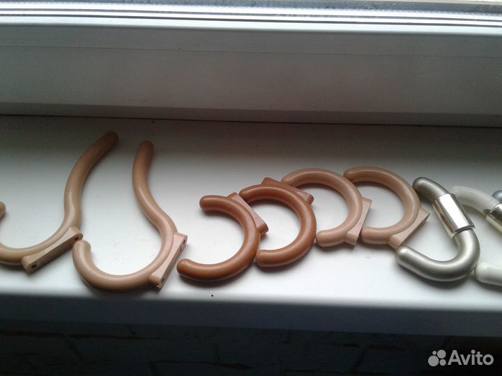 Крючок настенный