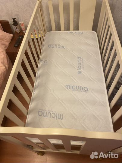Детская кроватка с матрасом micuna