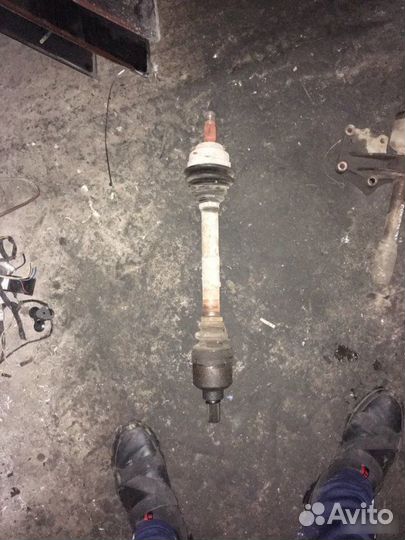 Привод левый Peugeot 307