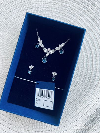 Колье и серьги Swarovski оригинал из duty free