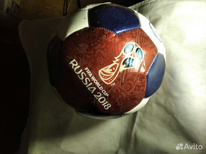 Футбольный мяч чм 2018