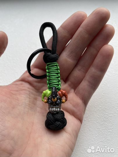 Темляк на нож 