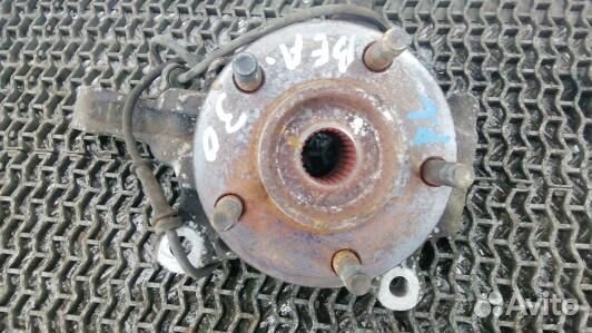 Ступица передняя левая chrysler voyager 4 (BEA30K9