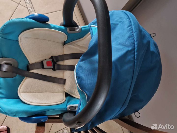 Автомобильное детское кресло Tutis