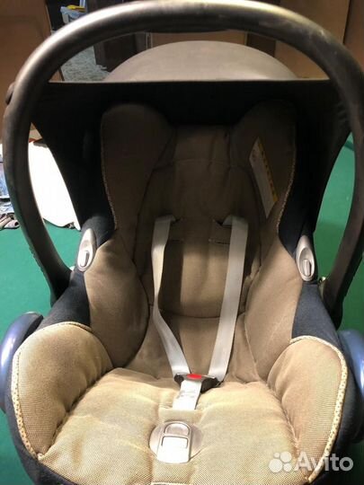 Детское автокресло maxi-cosi и крепление easyFix