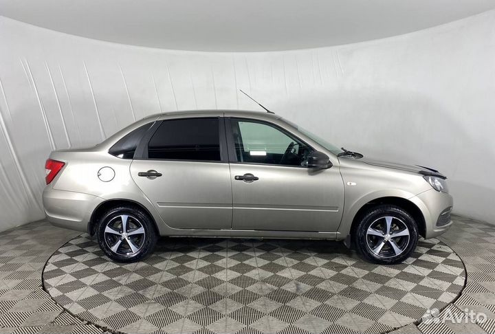 LADA Granta 1.6 МТ, 2019, 31 000 км