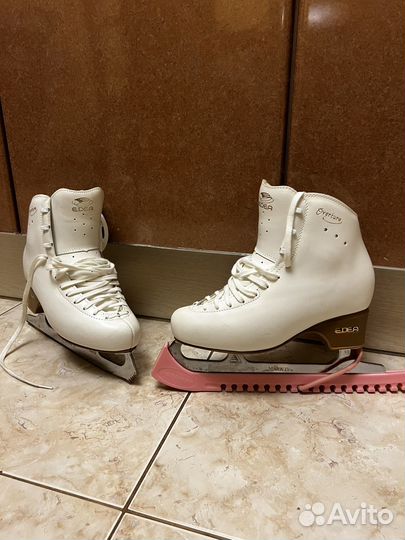 Фигурные коньки edea