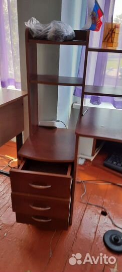 Компьютерный стол