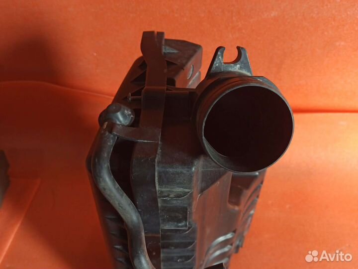 Корпус воздушного фильтра Volkswagen Polo 5