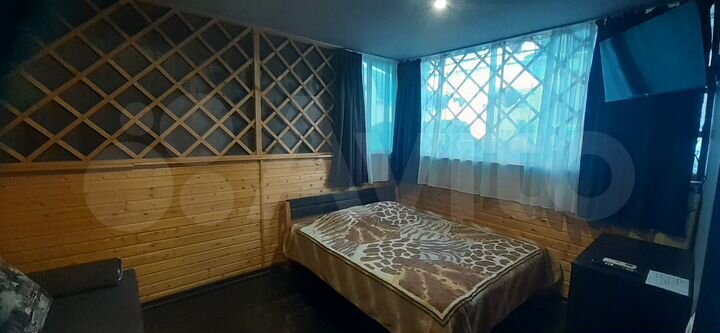 Дом 24 м² на участке 4 сот.