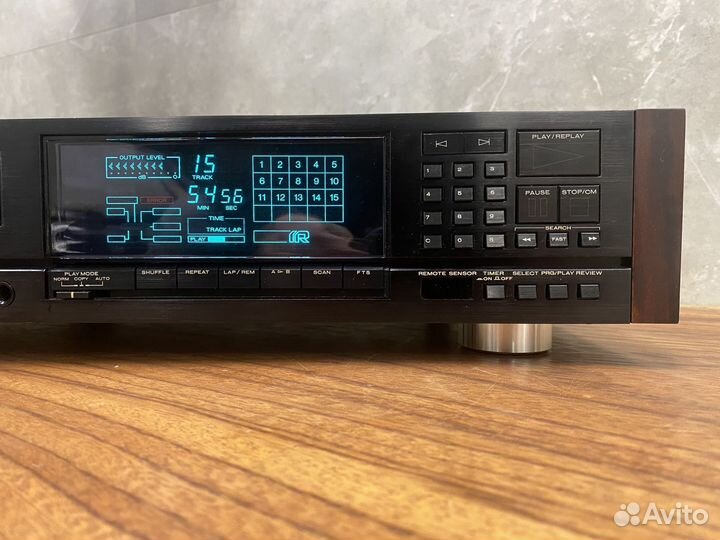 Проигрыватель сд дисков Marantz cd-880 J