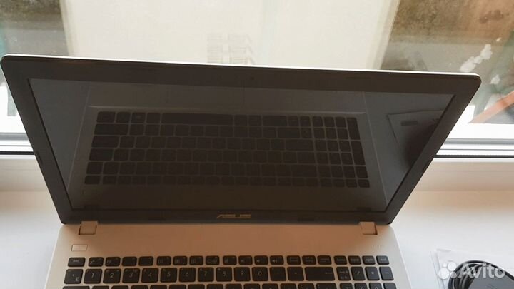 Asus X551C Laptop Core i3