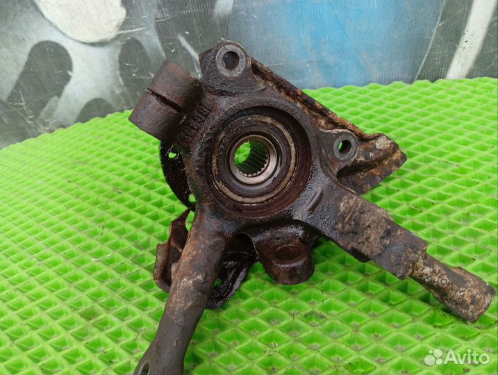 Ступица передняя правая Fiat Brava1