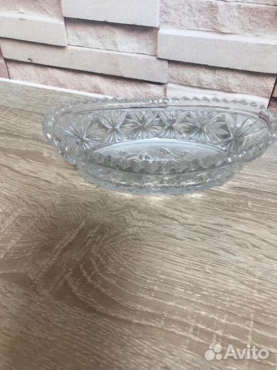 Хрустальная конфетница