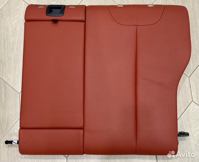 Салон BMW F30 Dakotaleder Korallrot Harman Kardon