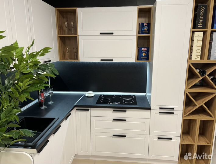 Кухонный гарнитур угловой модульный белый