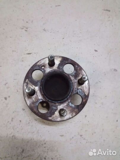 Ступица задняя правая Kia rio 3 Hyundai Solaris 1