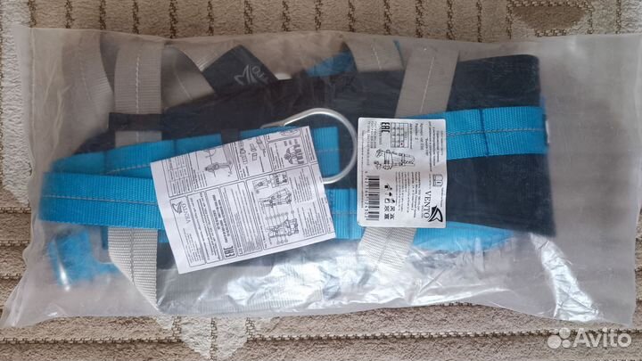 Страховочная привязь