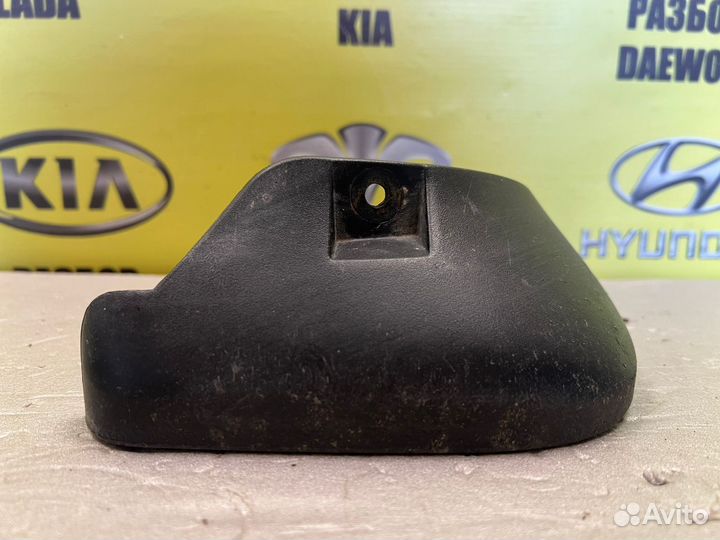 Задний правый брызговик лачетти универсал -3018