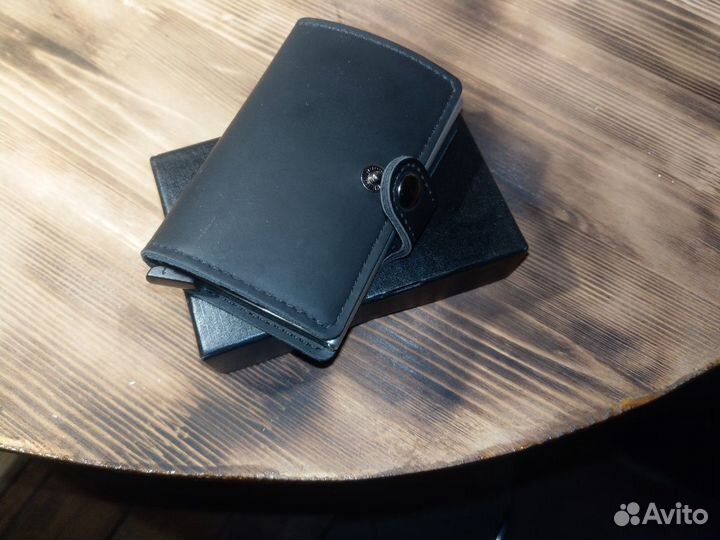 Кардхолдер