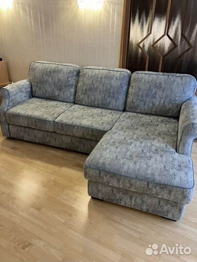 Угловой диван и кресло бу