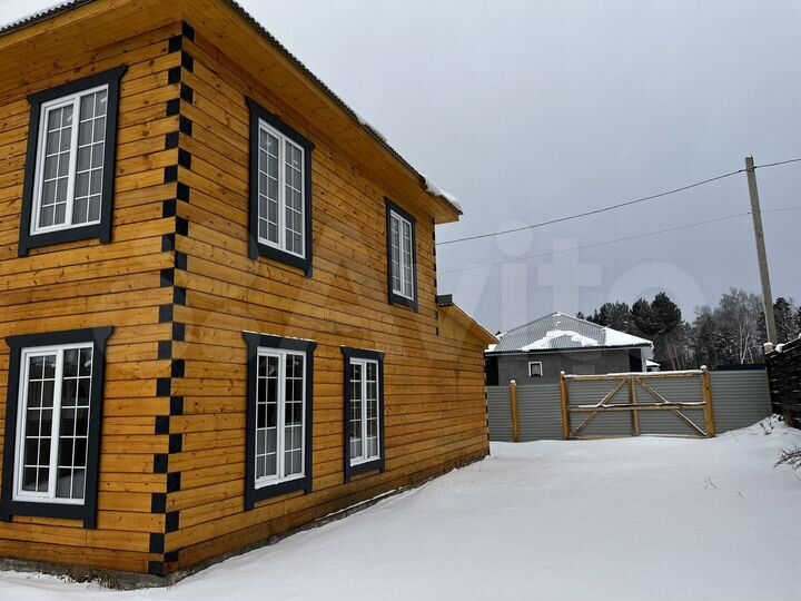 Дом 170 м² на участке 5 сот.