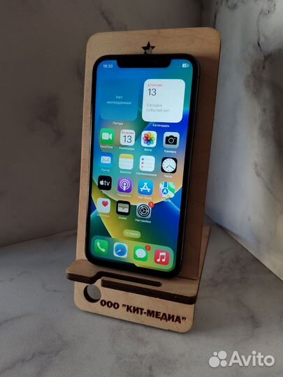 iPhone X, 64 ГБ