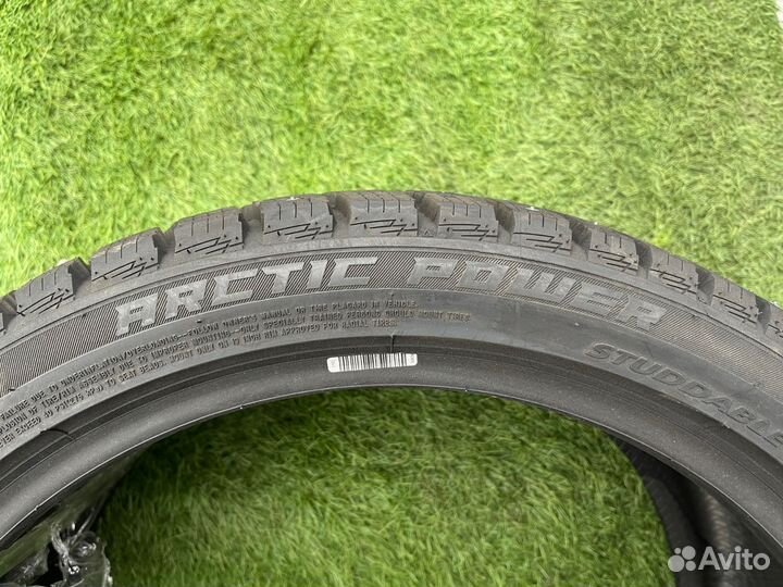 Windforce Arctic Power 275/35 R19