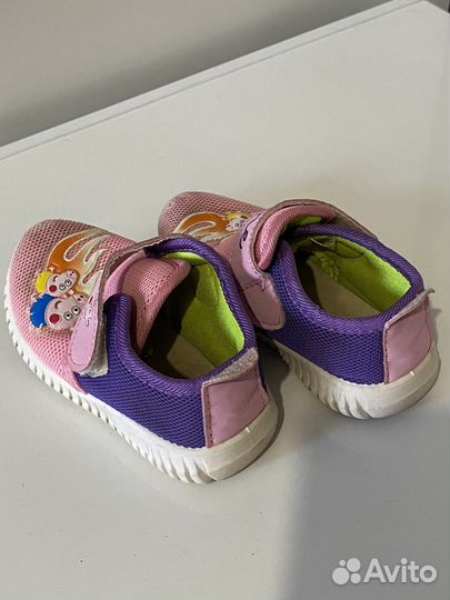 Кроссовки для девочки 26 размер