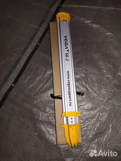 Штатив для оптического нивелира