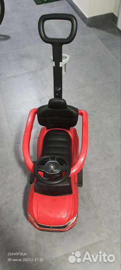 Игрушка автомобиль