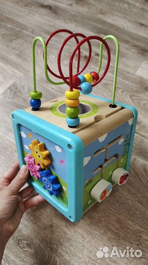 Одним лотом. Бизиборд и сортер