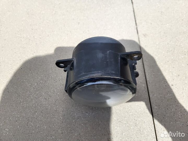 Фара противотуманная левая Renault Logan