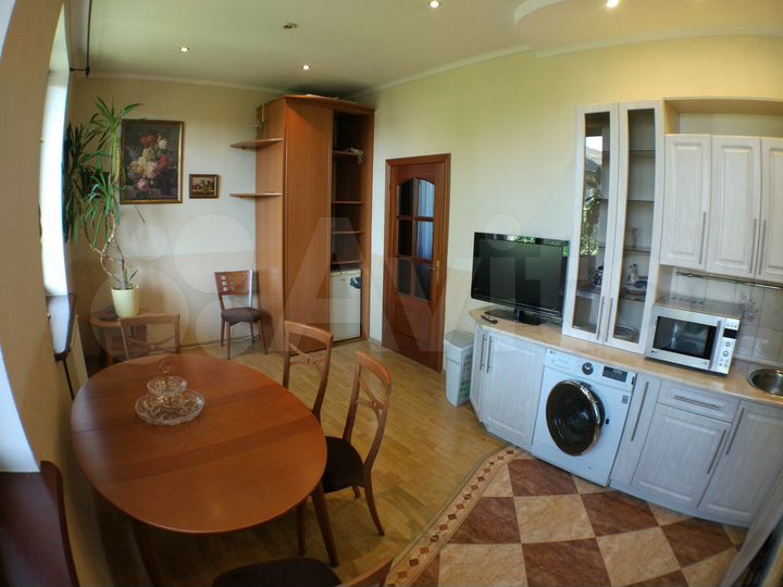 3-к. квартира, 90 м², 4/5 эт.
