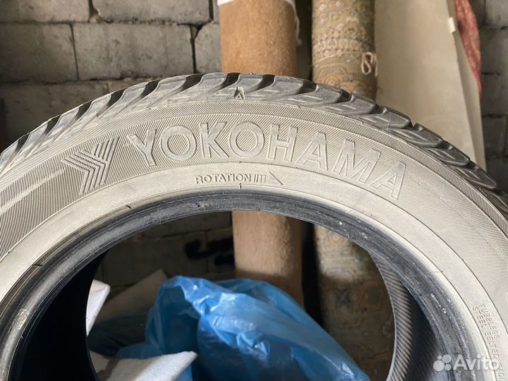 Yokohama Ice Guard Stud IG55 215/55 R16 97T