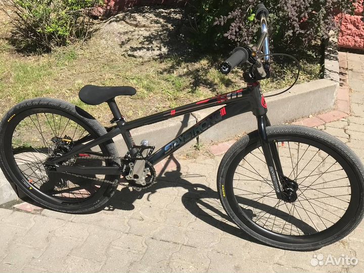 Велосипед BMX race 24