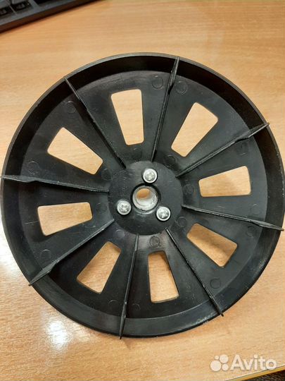 Шкив мотора с крыльчаткой Фея